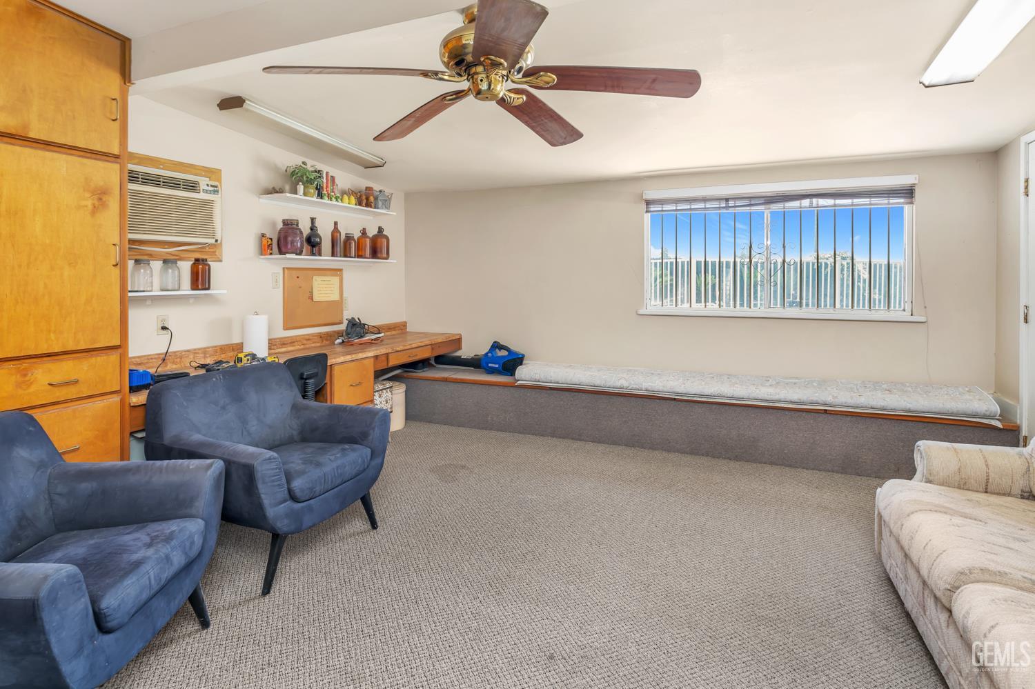 10115 Stenderup Avenue — photo 24