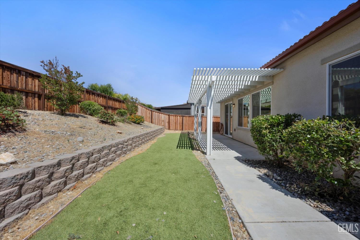 9702 Petersburg Place — photo 35