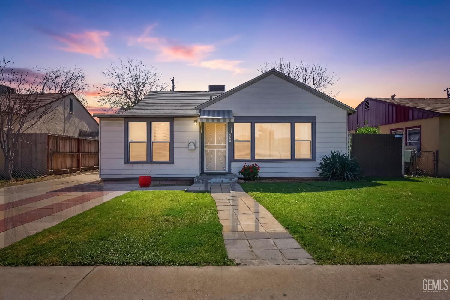 2901 California Avenue