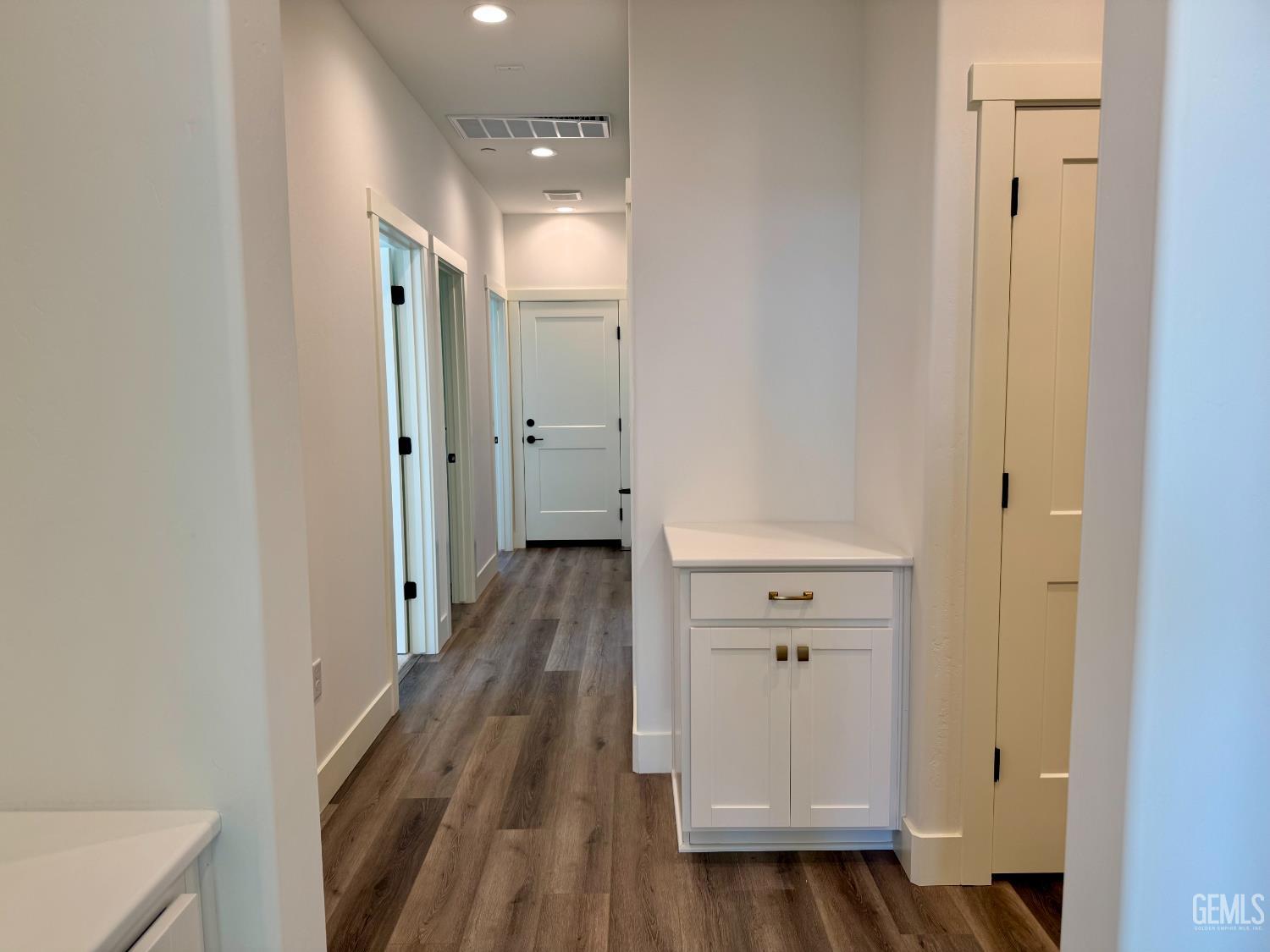 14709 Rutherford Park Ave — photo 12