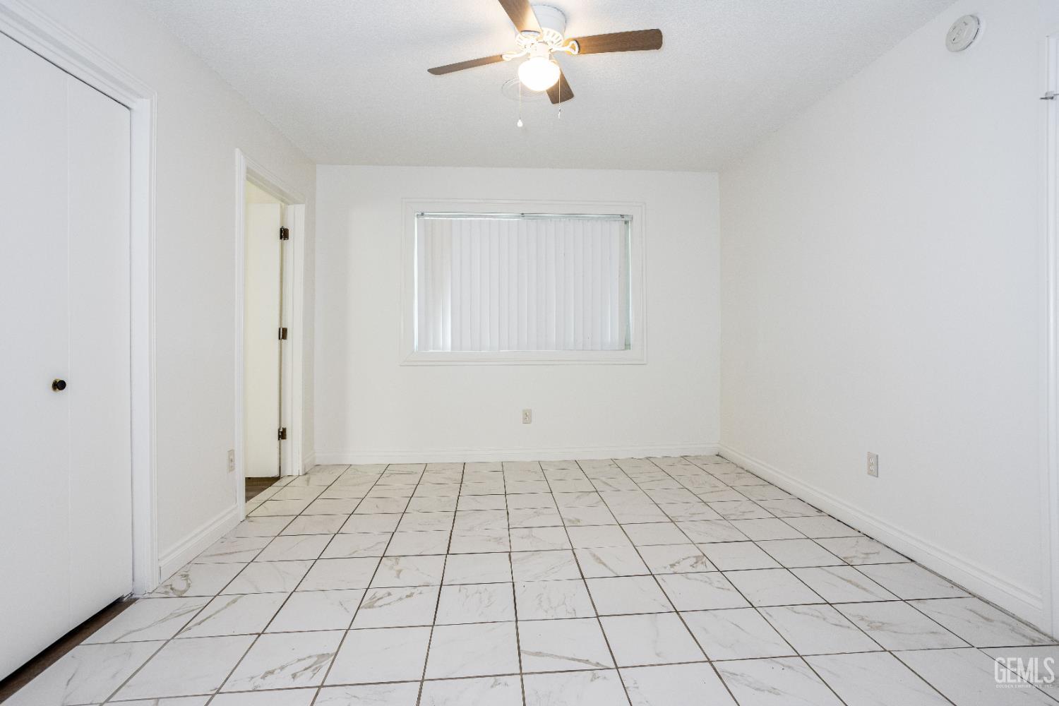 1105 Arena Way — photo 17