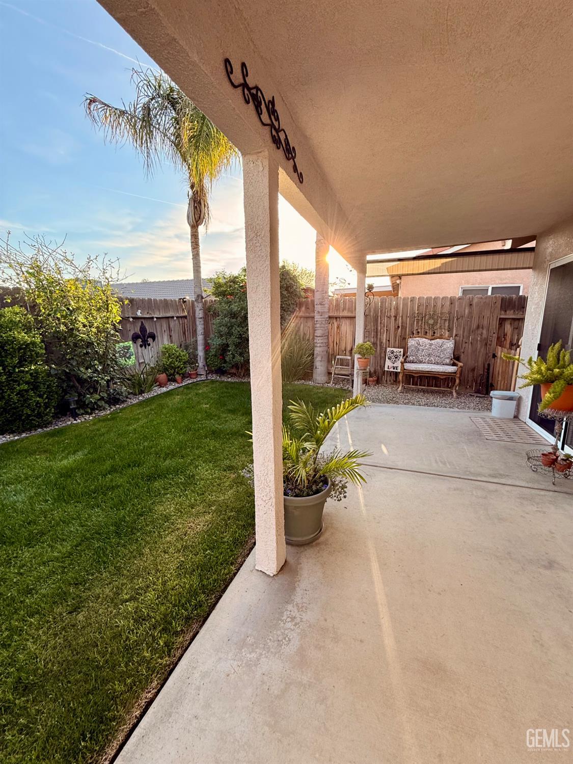 329 W Pilot Avenue — photo 19