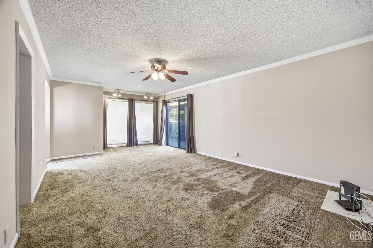 7700 Las Cruces Avenue — photo 29