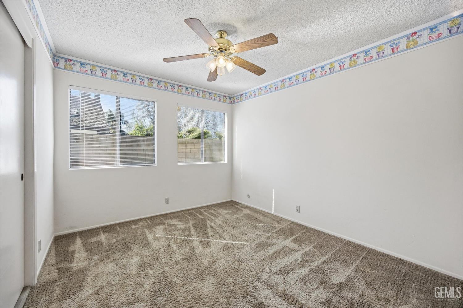 7700 Las Cruces Avenue — photo 43