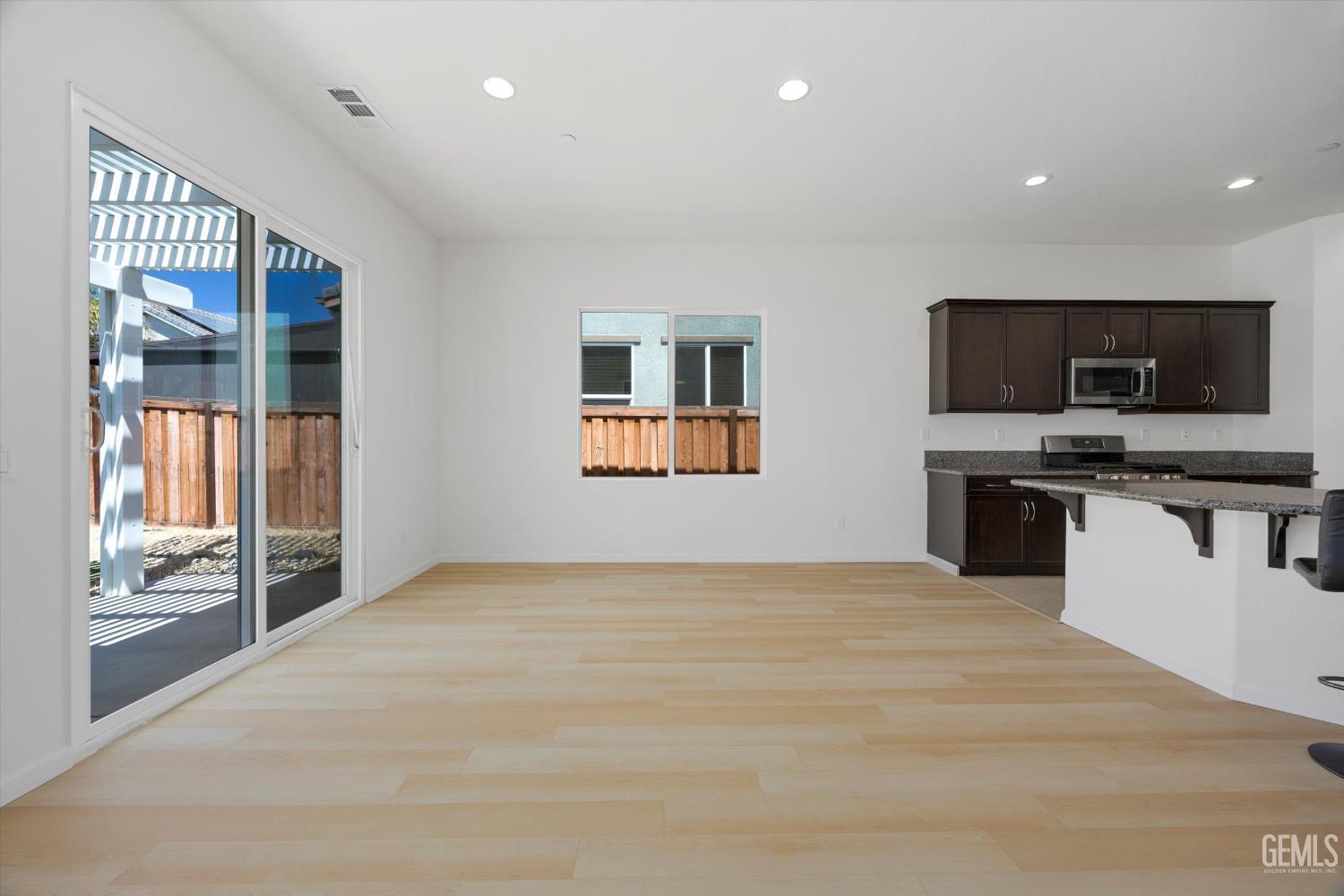 9702 Petersburg Place — photo 13