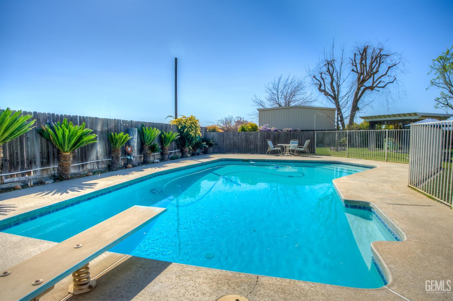 10115 Stenderup Avenue — photo 42