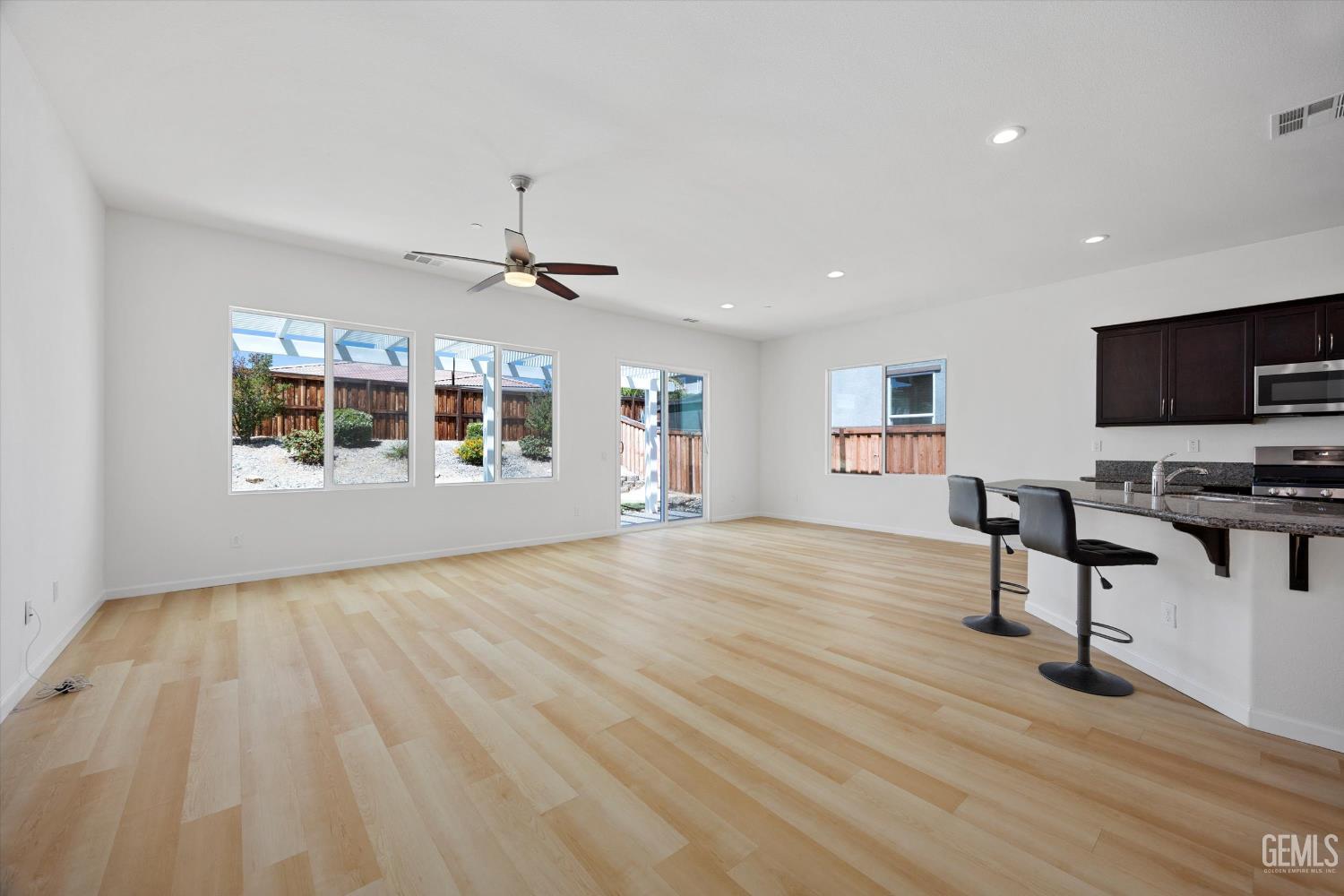 9702 Petersburg Place — photo 9