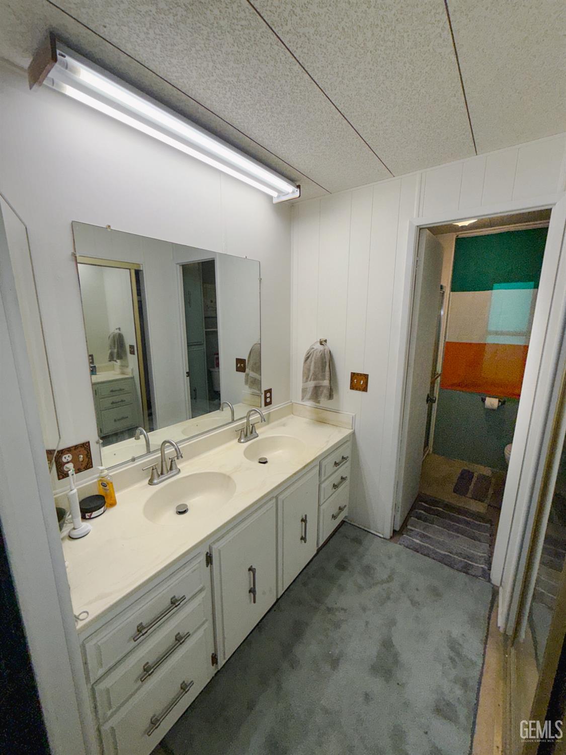 1005 Crown Avenue — photo 13