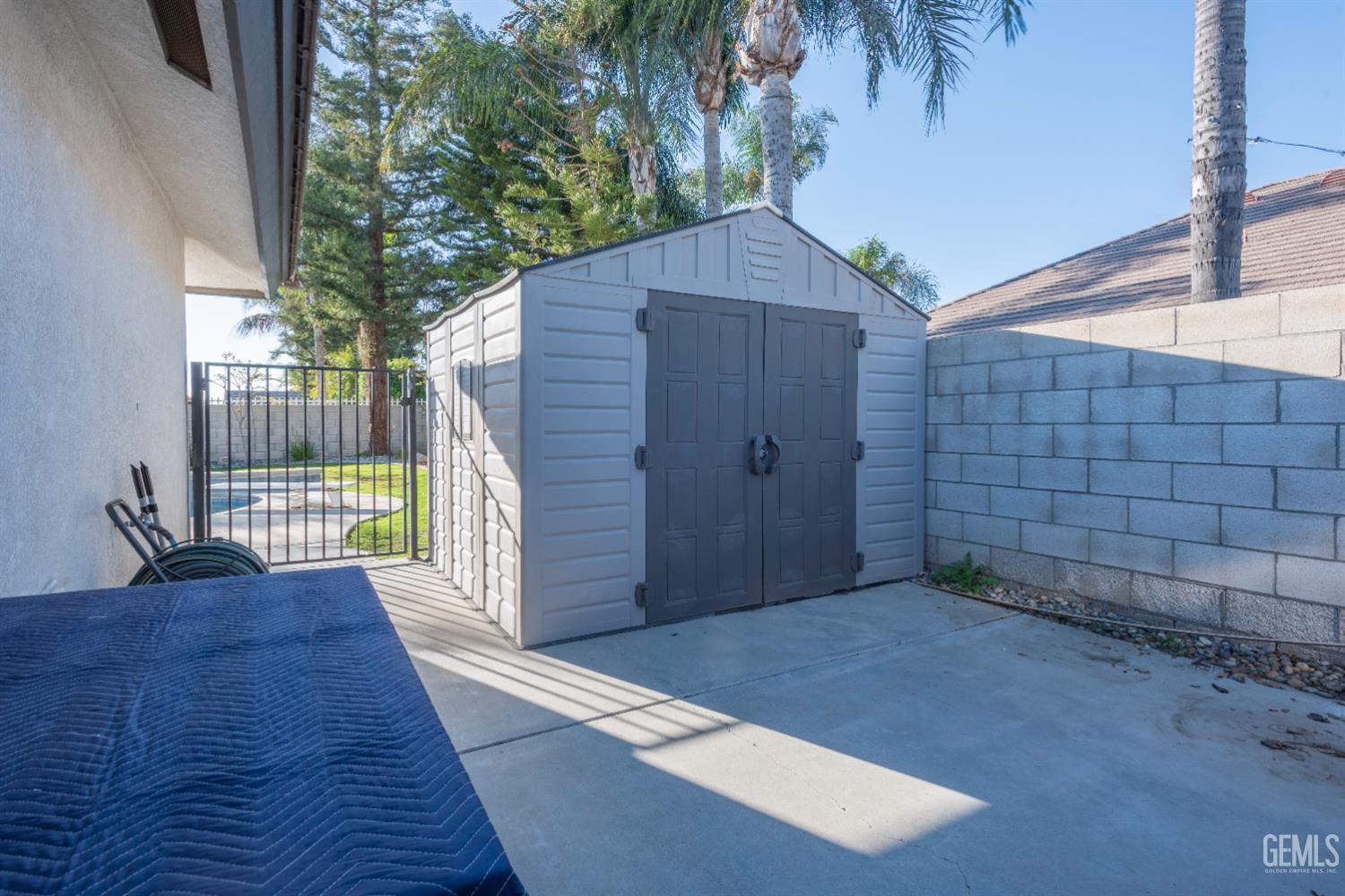 11502 Martinsville Avenue — photo 33
