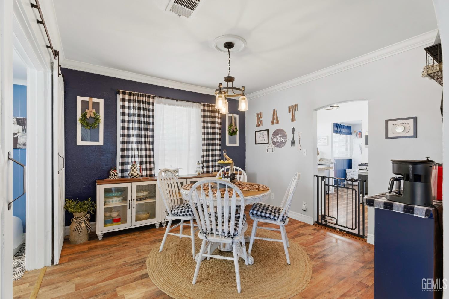 2901 California Avenue — photo 11