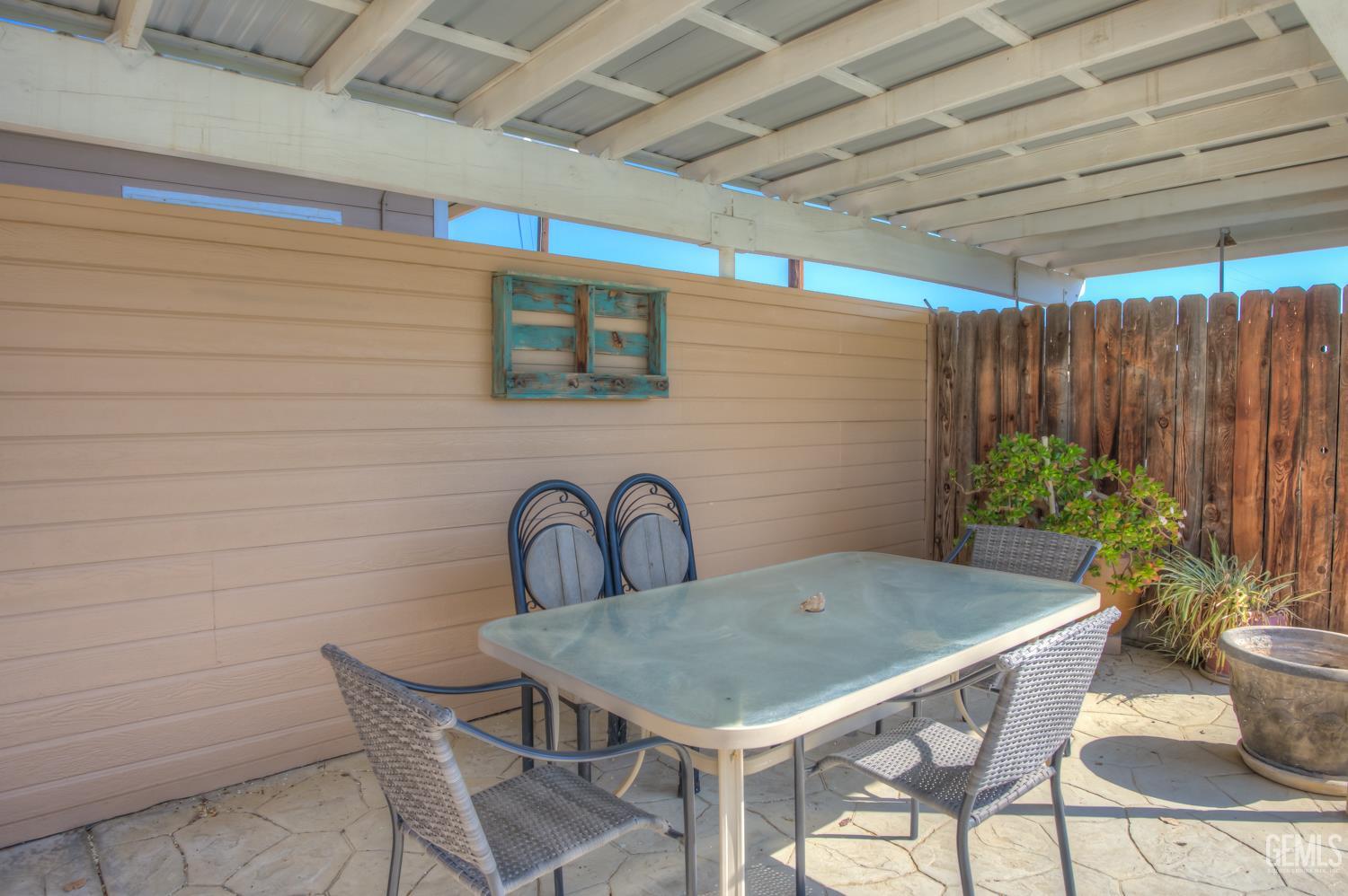 10115 Stenderup Avenue — photo 41
