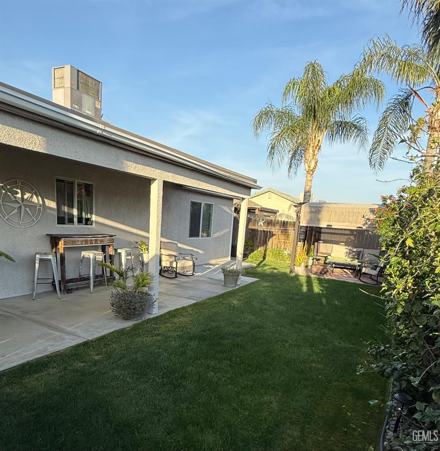 329 W Pilot Avenue — photo 18