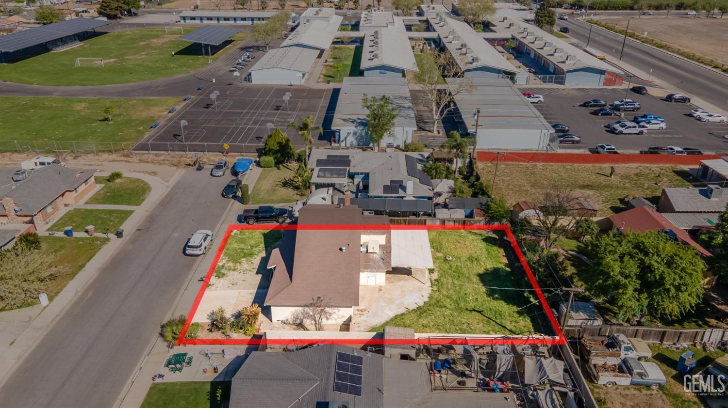1105 Arena Way — photo 34