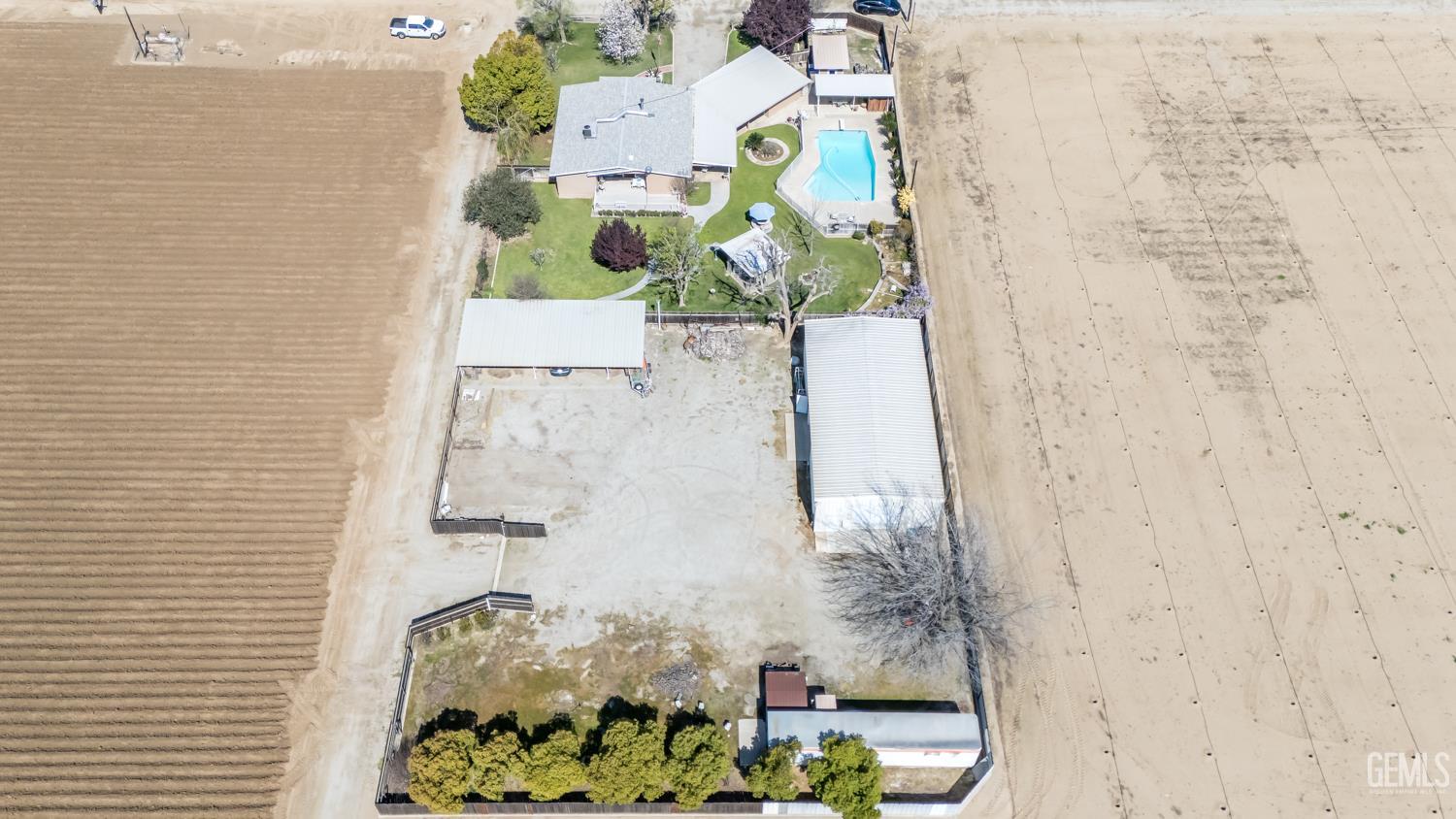 10115 Stenderup Avenue — photo 71