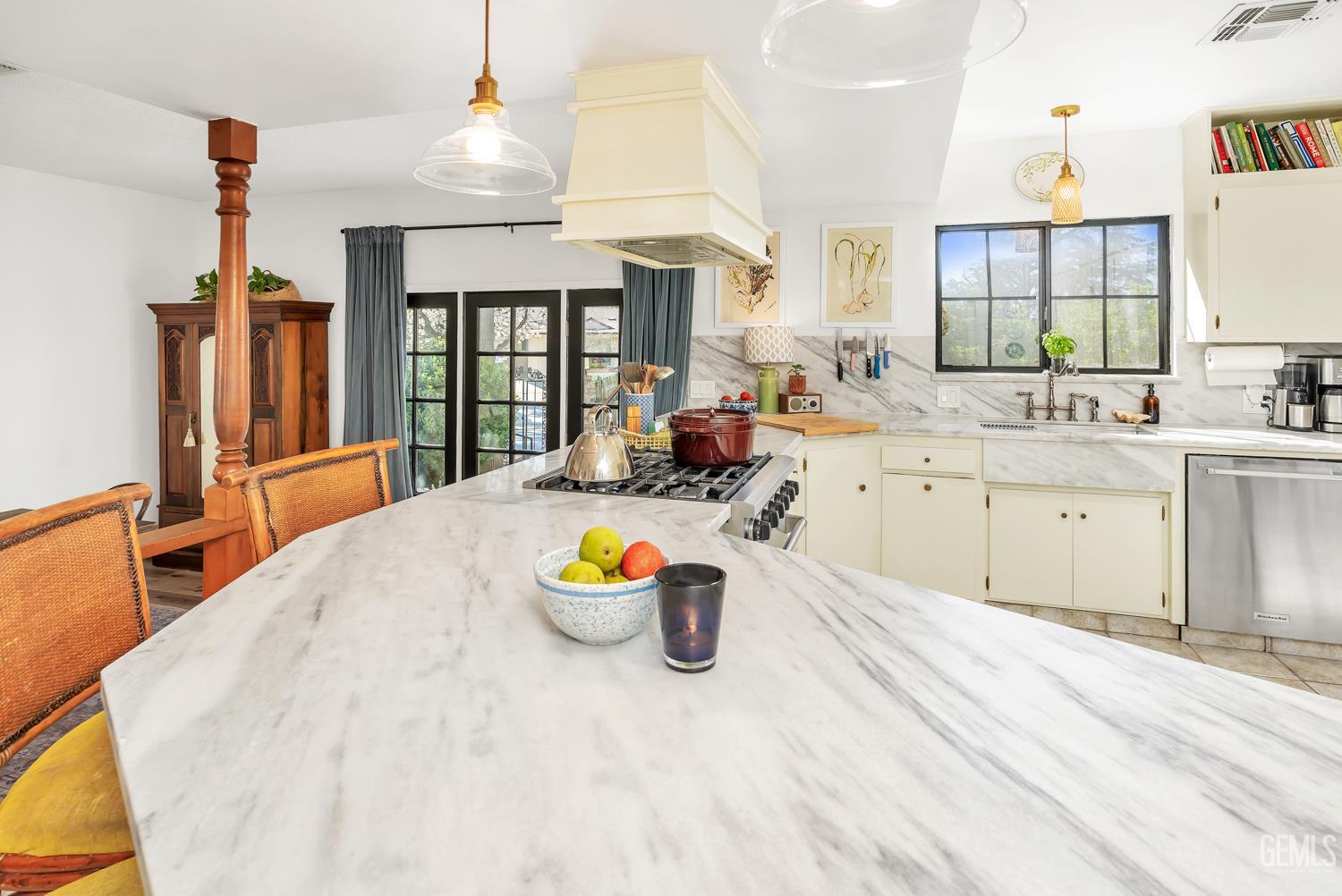 3003 Alta Vista Drive — photo 19