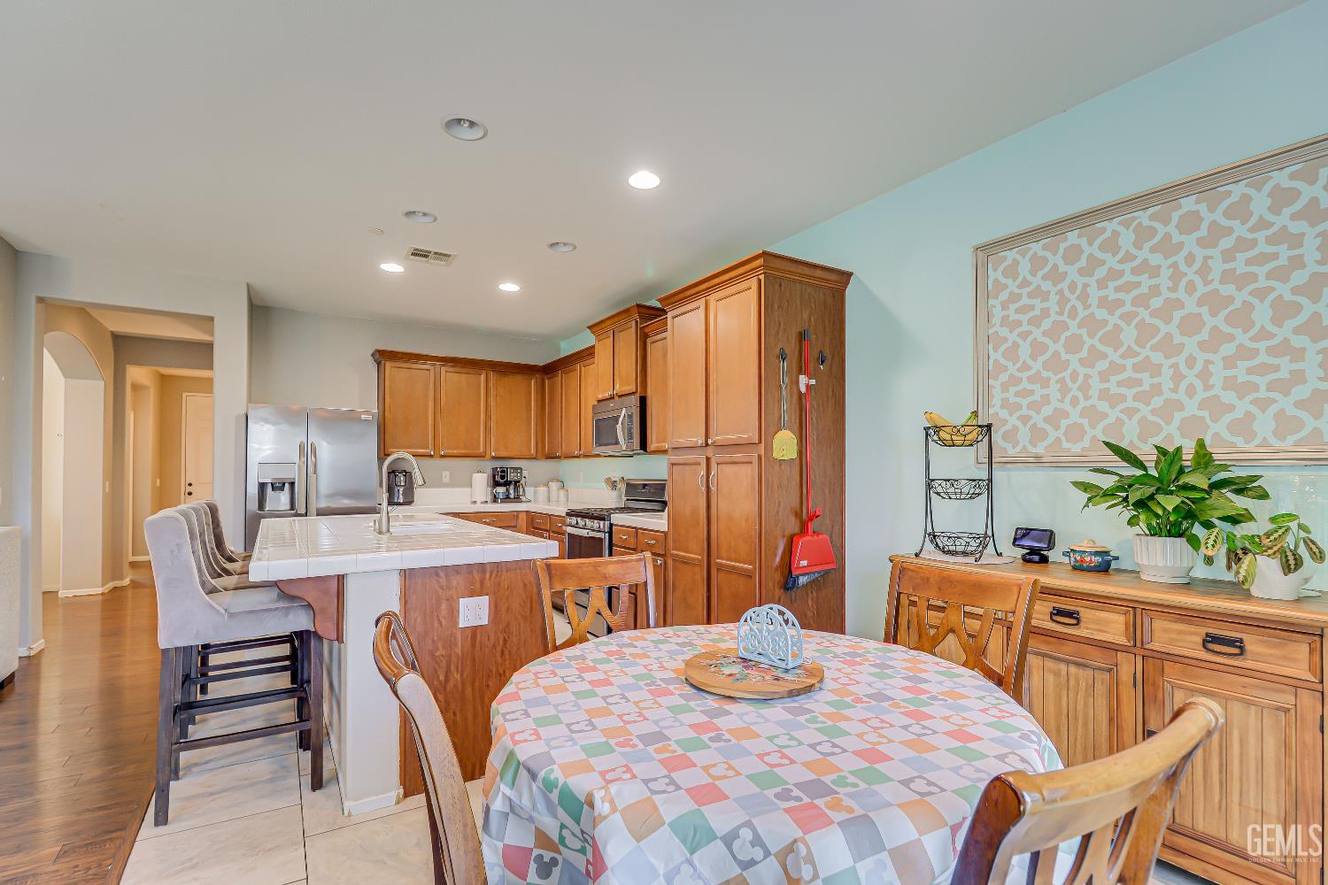 10905 Mountainside Drive — photo 7