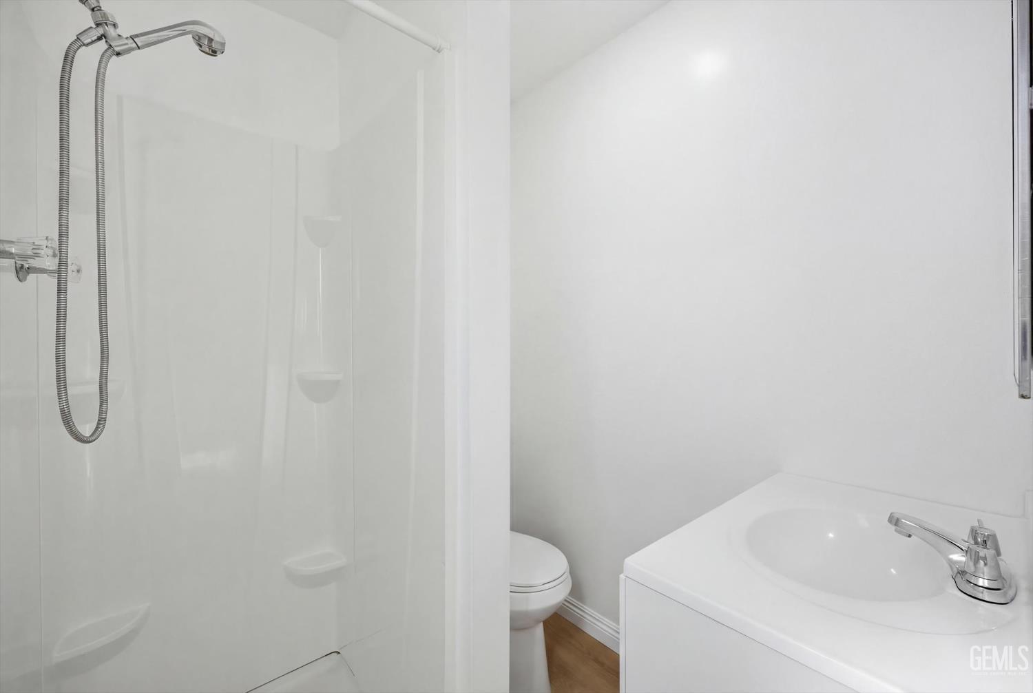 1615 Owens Street — photo 23