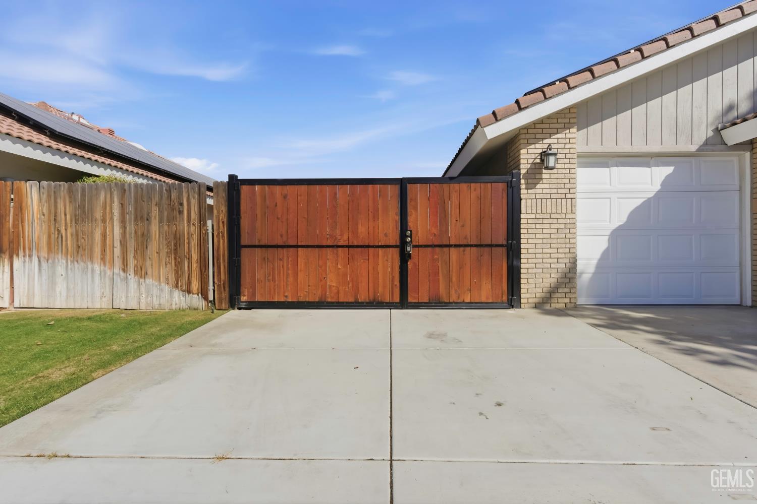 13904 Fremantle Court — photo 48