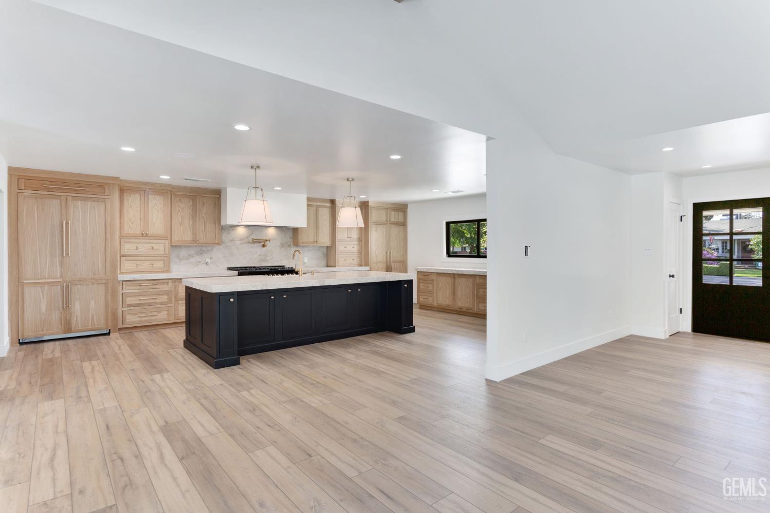 6600 Kane Way — photo 37