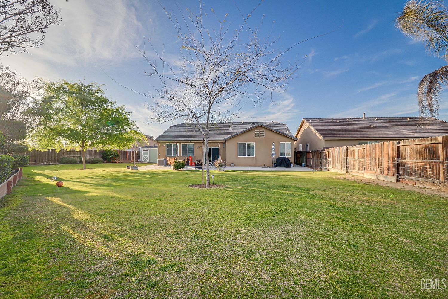 10905 Mountainside Drive — photo 21