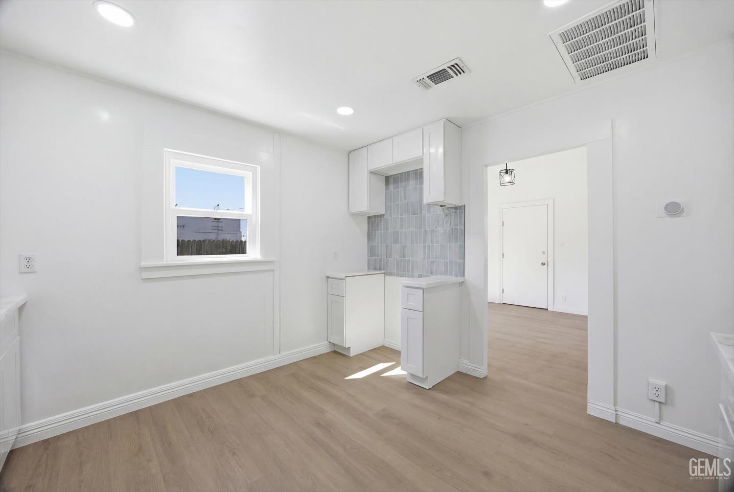 1615 Owens Street — photo 18