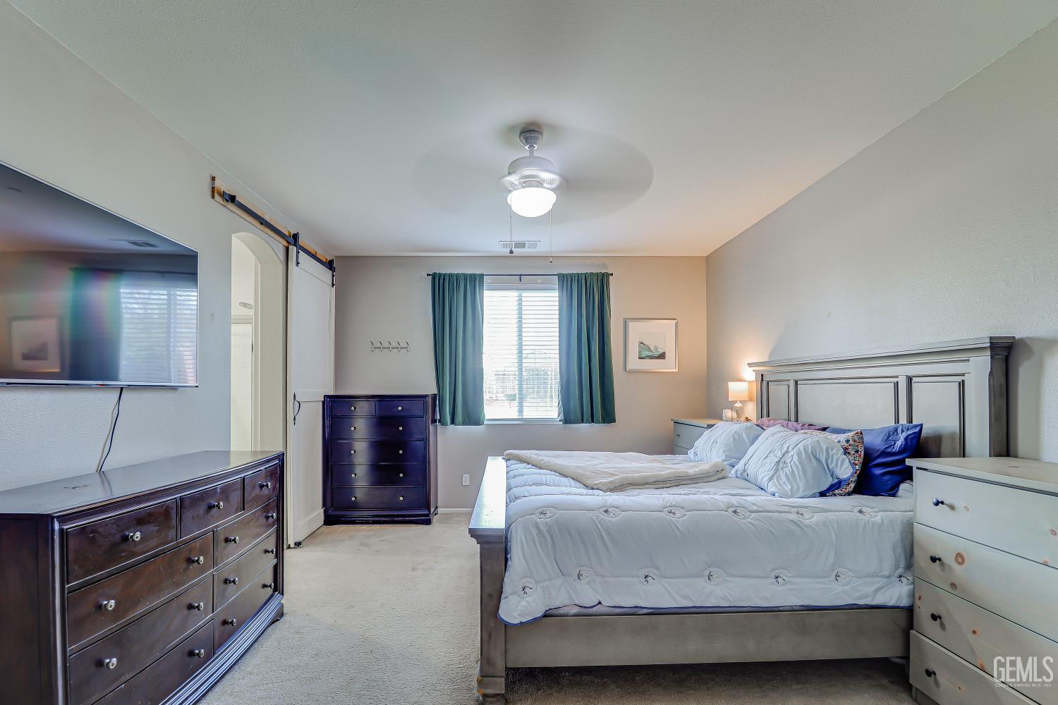 10905 Mountainside Drive — photo 14