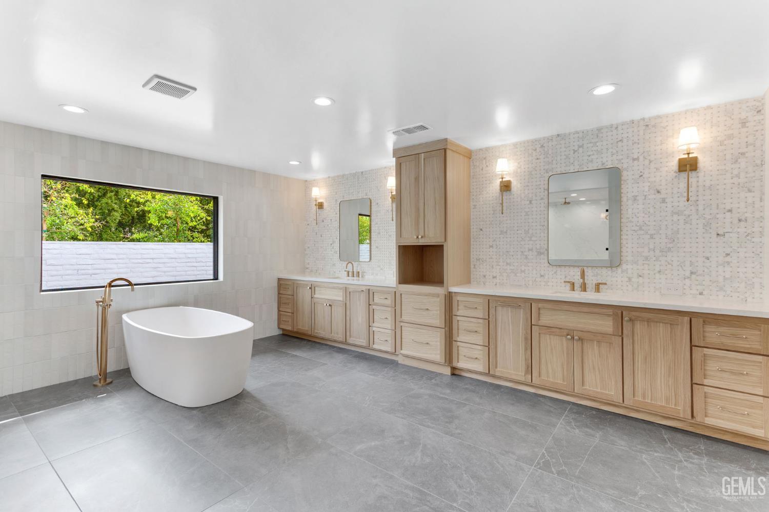 6600 Kane Way — photo 81