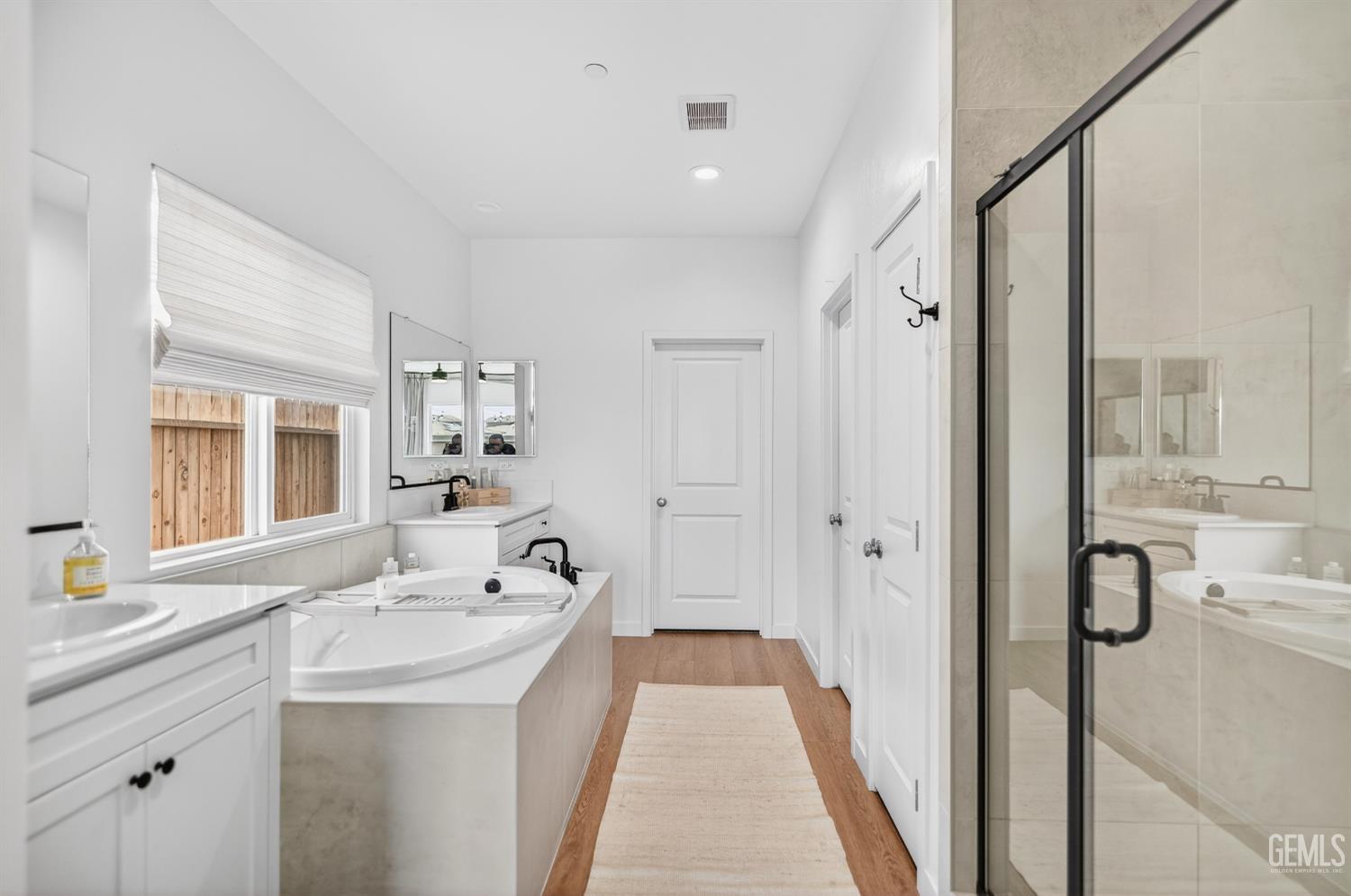 16513 chloe Court — photo 38