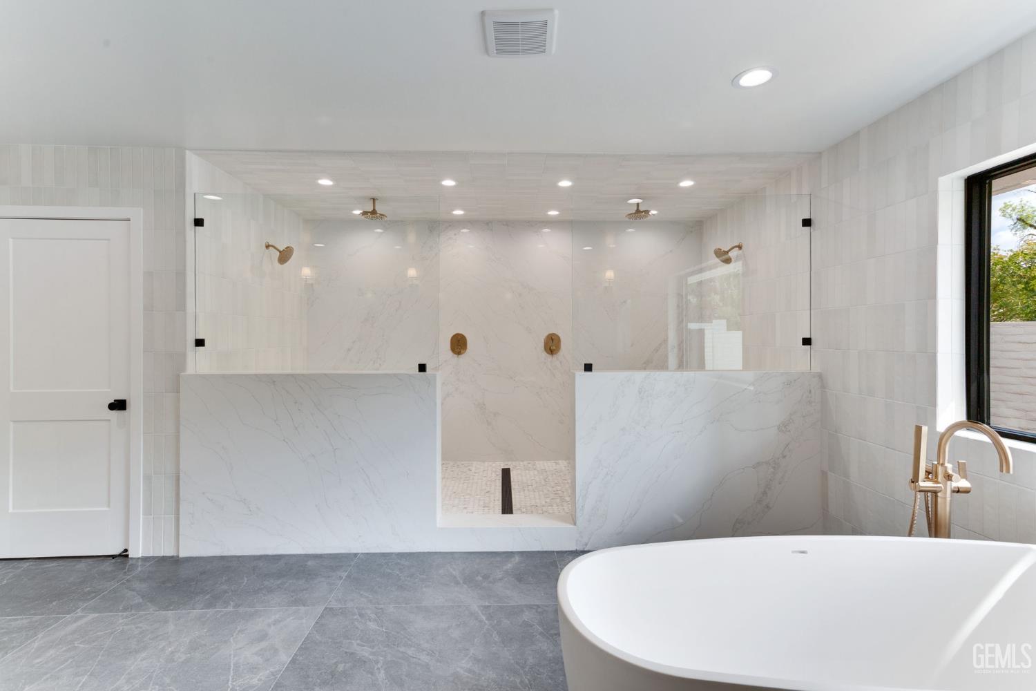 6600 Kane Way — photo 77