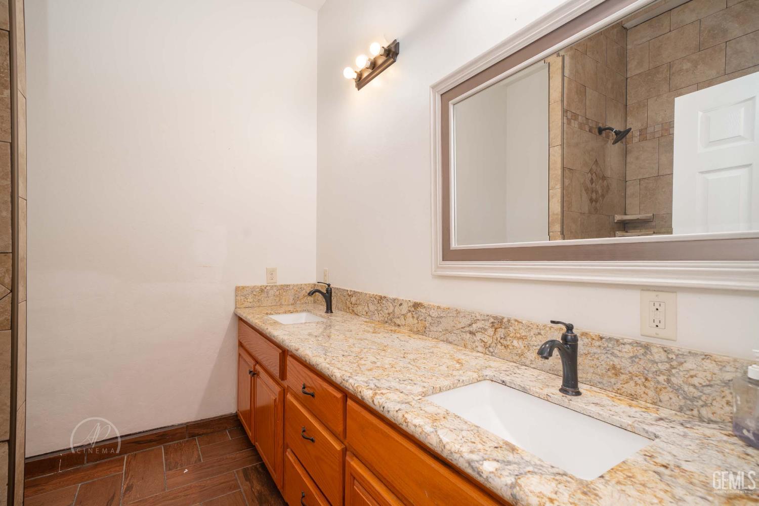 18005 S Union Avenue — photo 5