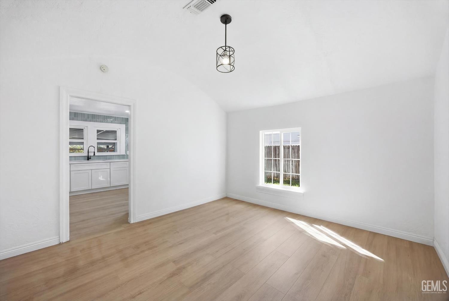1615 Owens Street — photo 12
