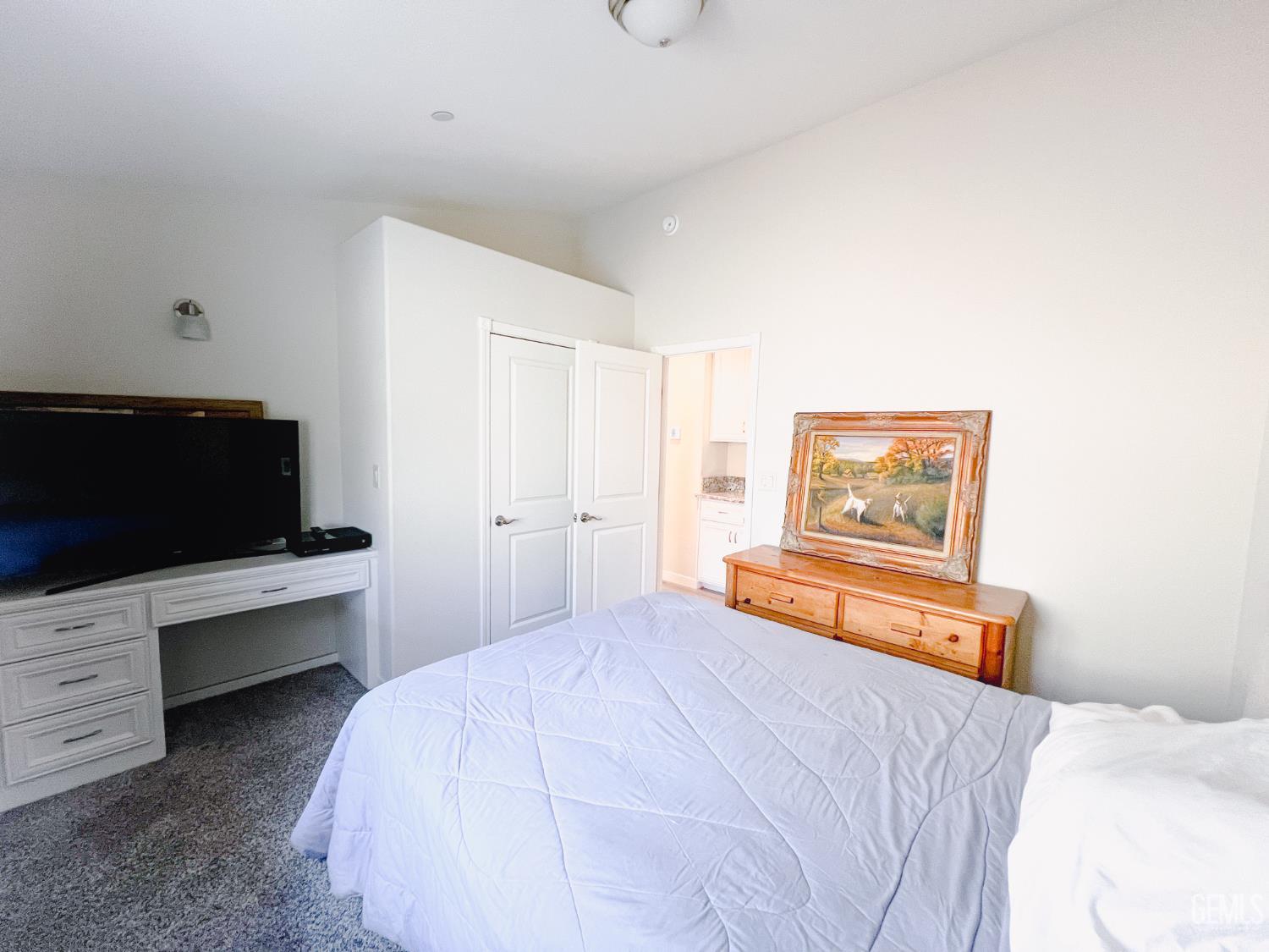 17950 Zurich Ct — photo 8