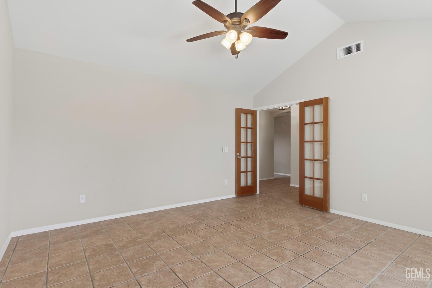 13904 Fremantle Court — photo 12