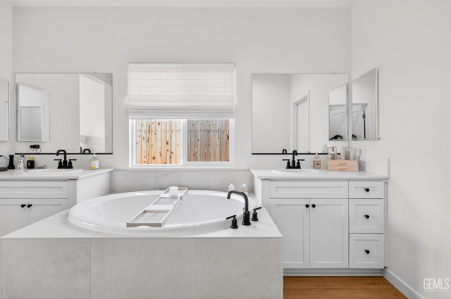 16513 chloe Court — photo 39