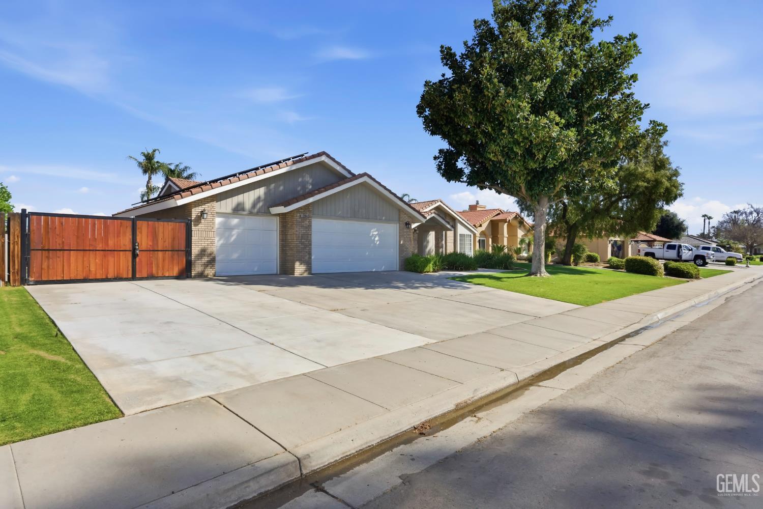 13904 Fremantle Court — photo 4