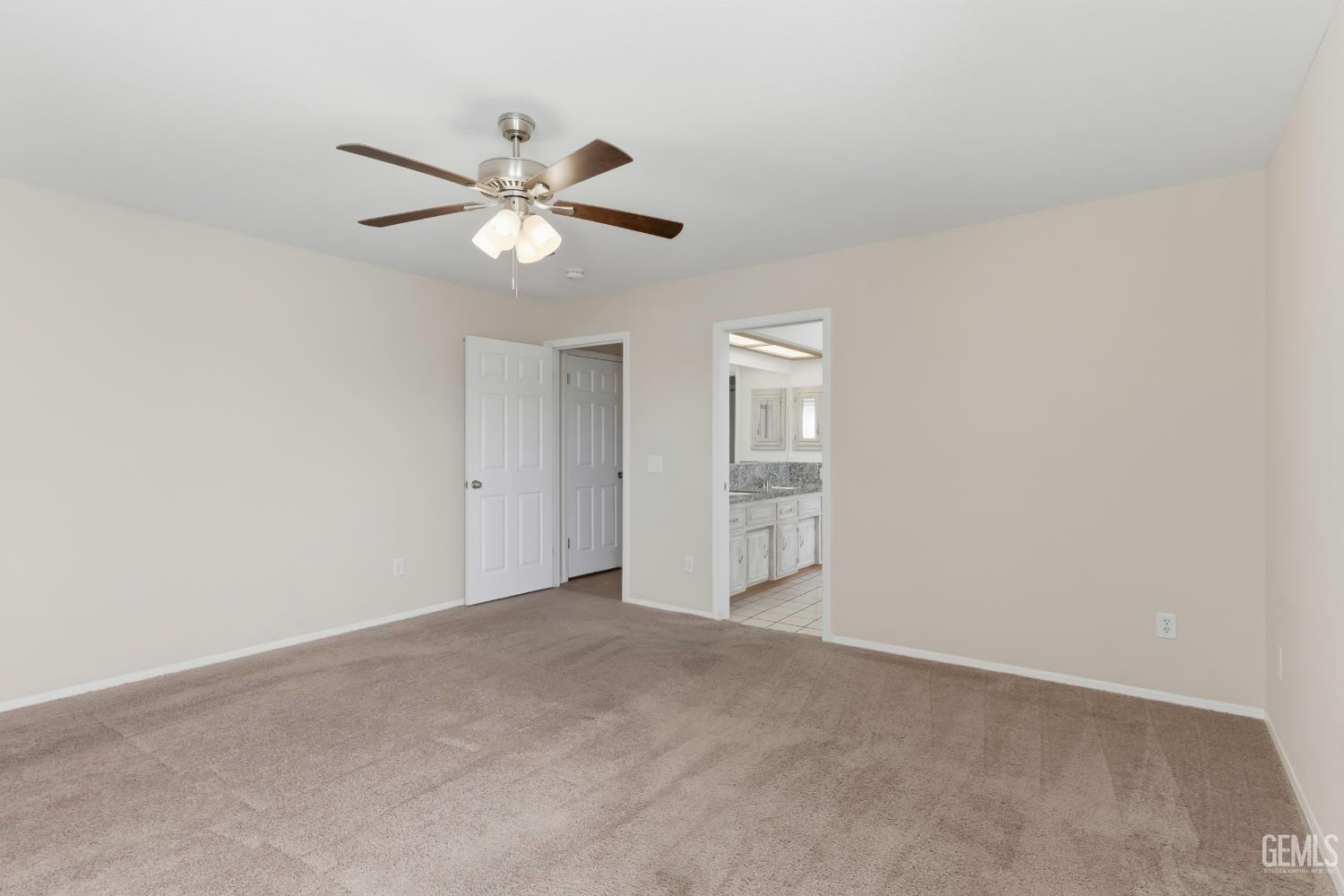 13904 Fremantle Court — photo 26