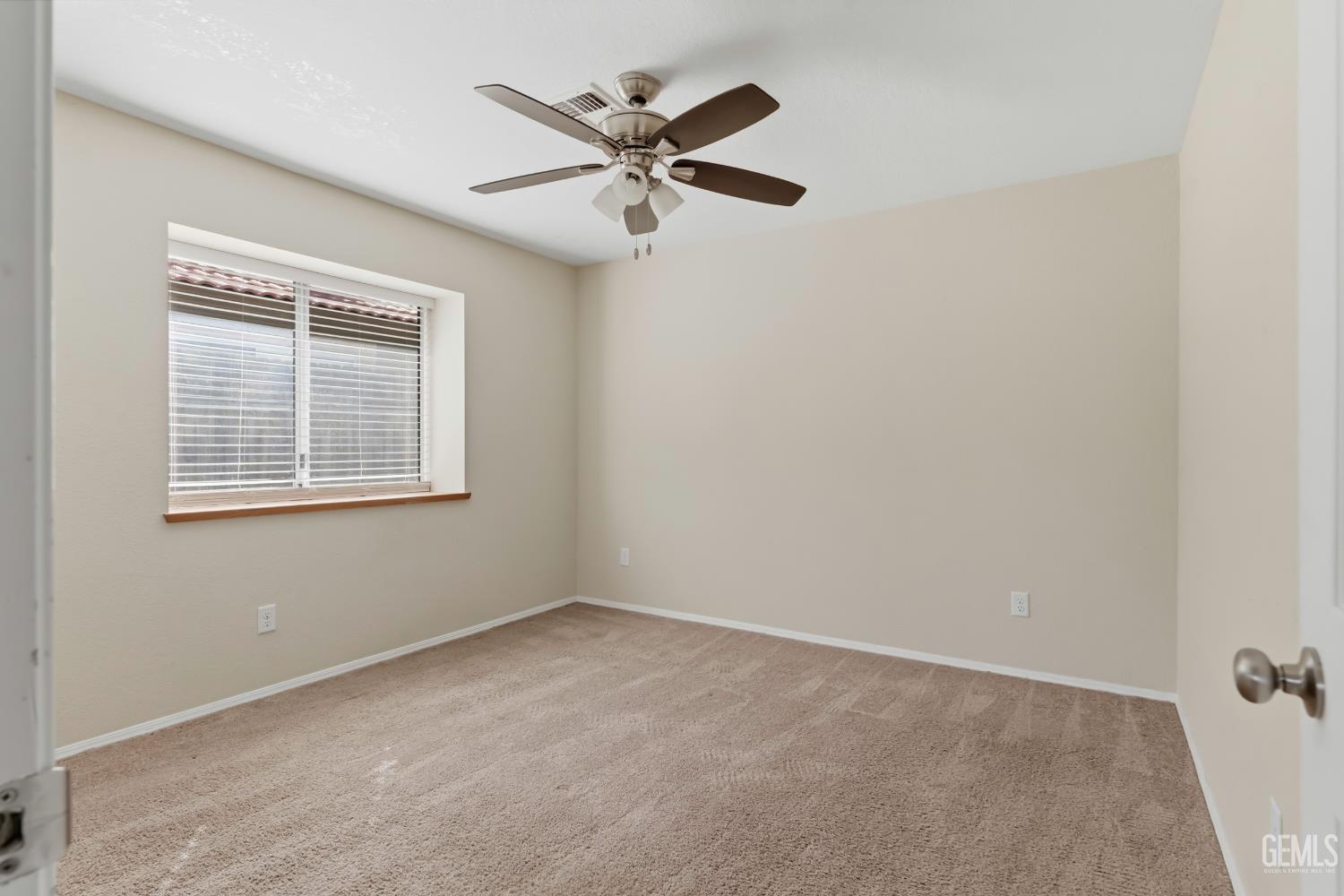 13904 Fremantle Court — photo 37