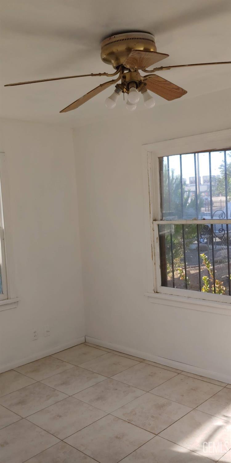 1130 Dolores Street — photo 4