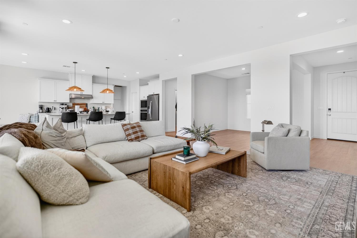 16513 chloe Court — photo 9