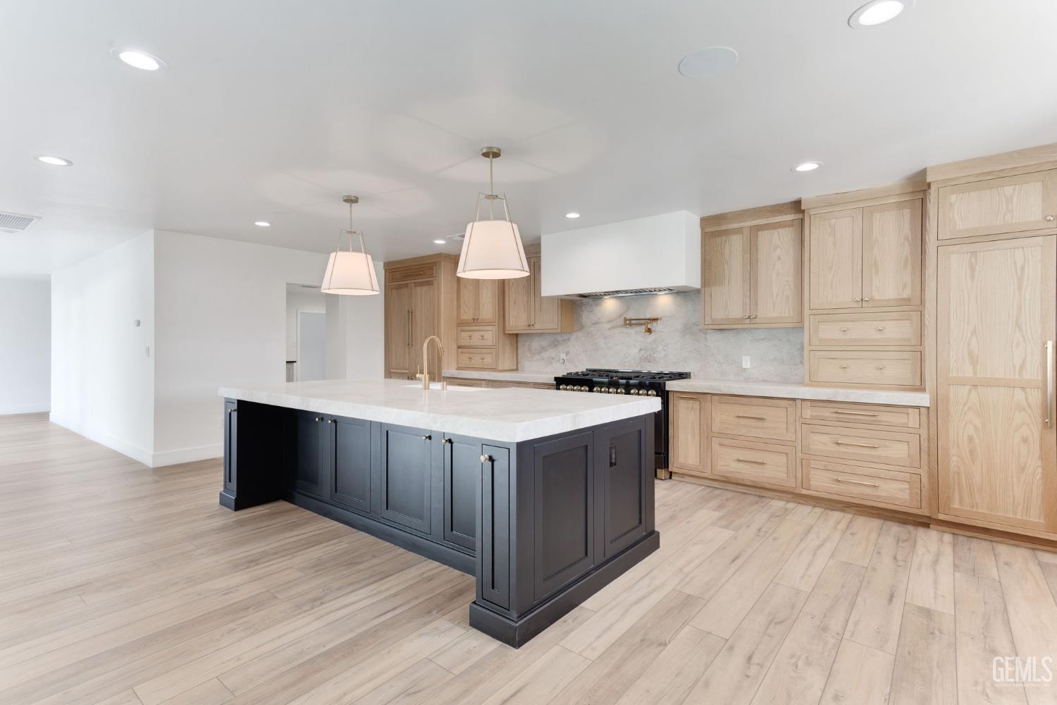 6600 Kane Way — photo 41