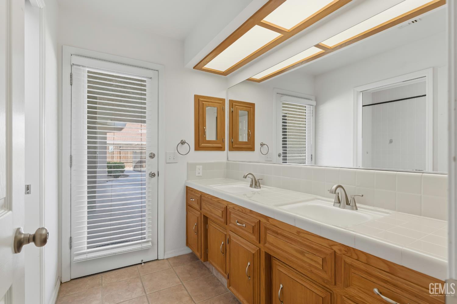 13904 Fremantle Court — photo 35