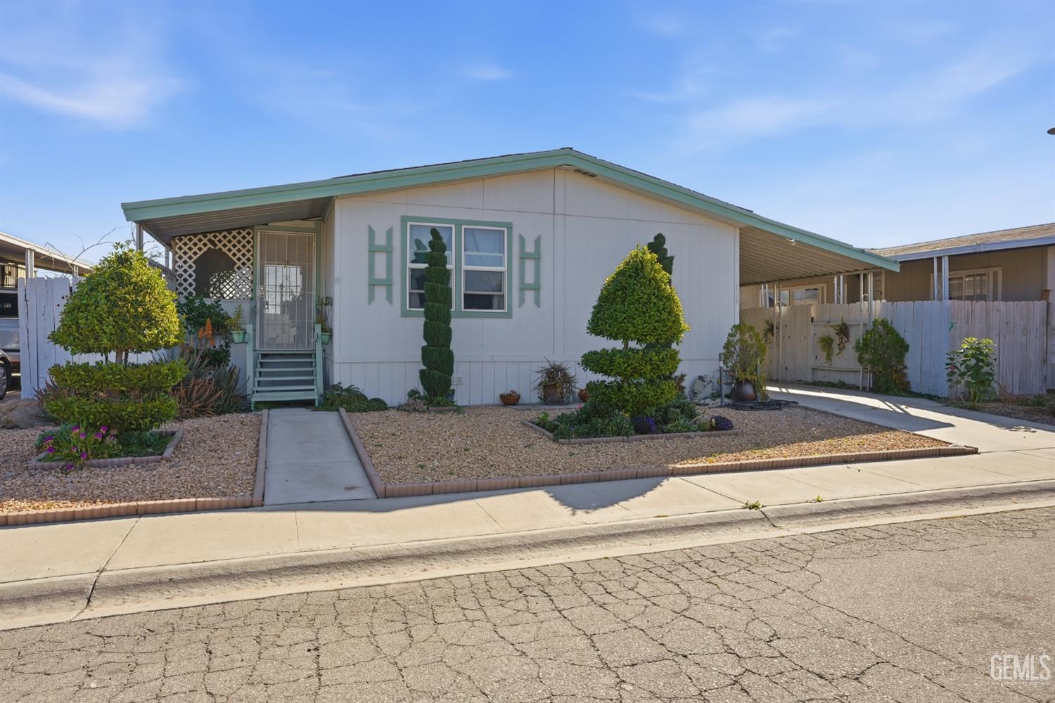1301 Taft Highway — photo 20