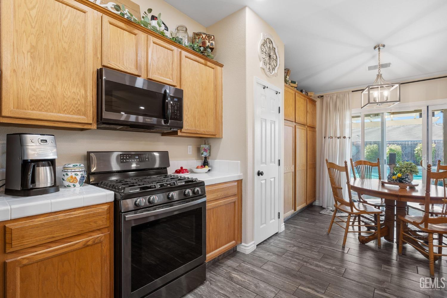 12515 Valentano Avenue — photo 17
