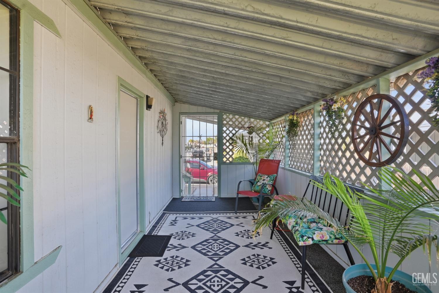 1301 Taft Highway — photo 3