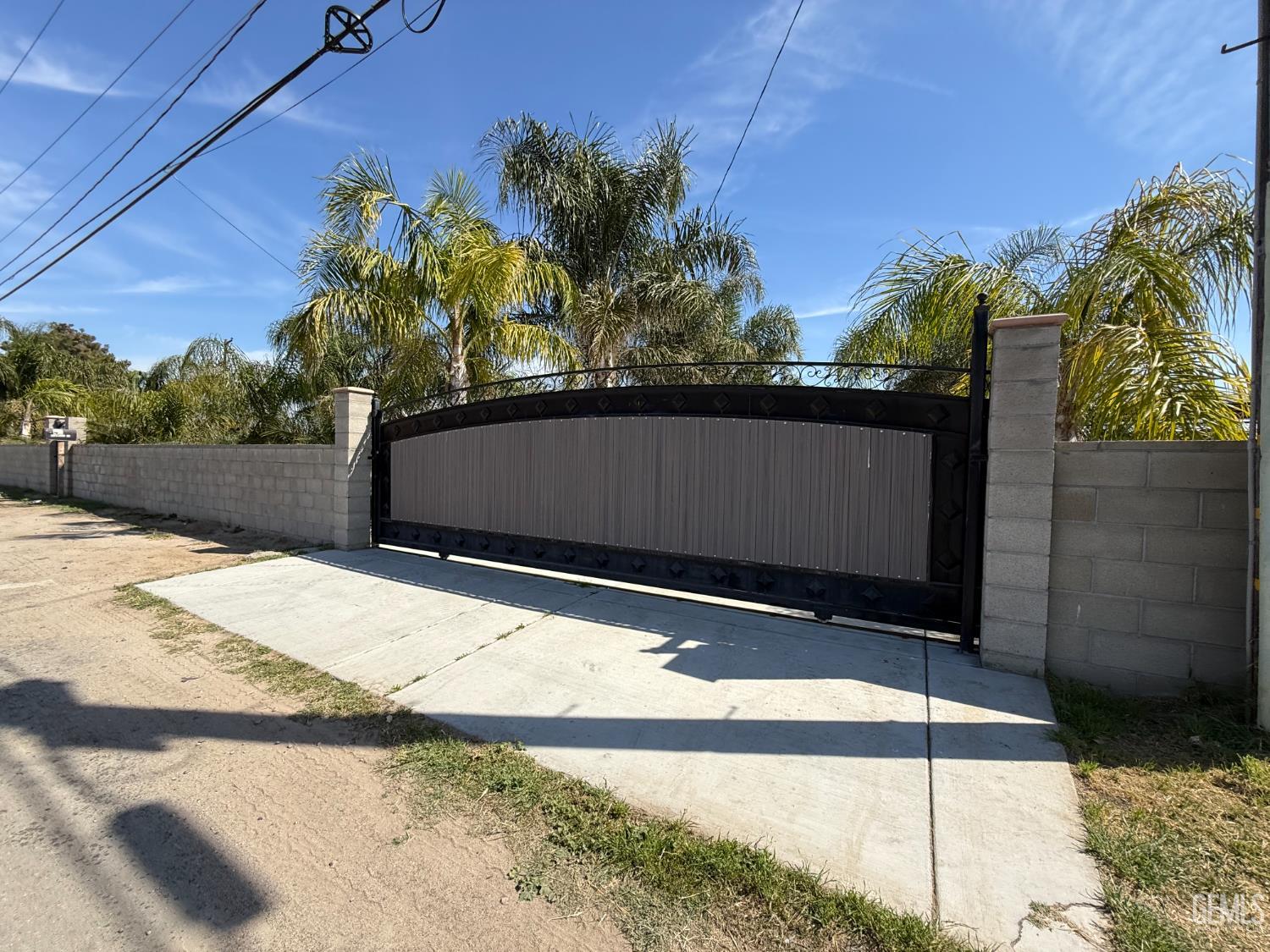 40 Sterling Road — photo 11