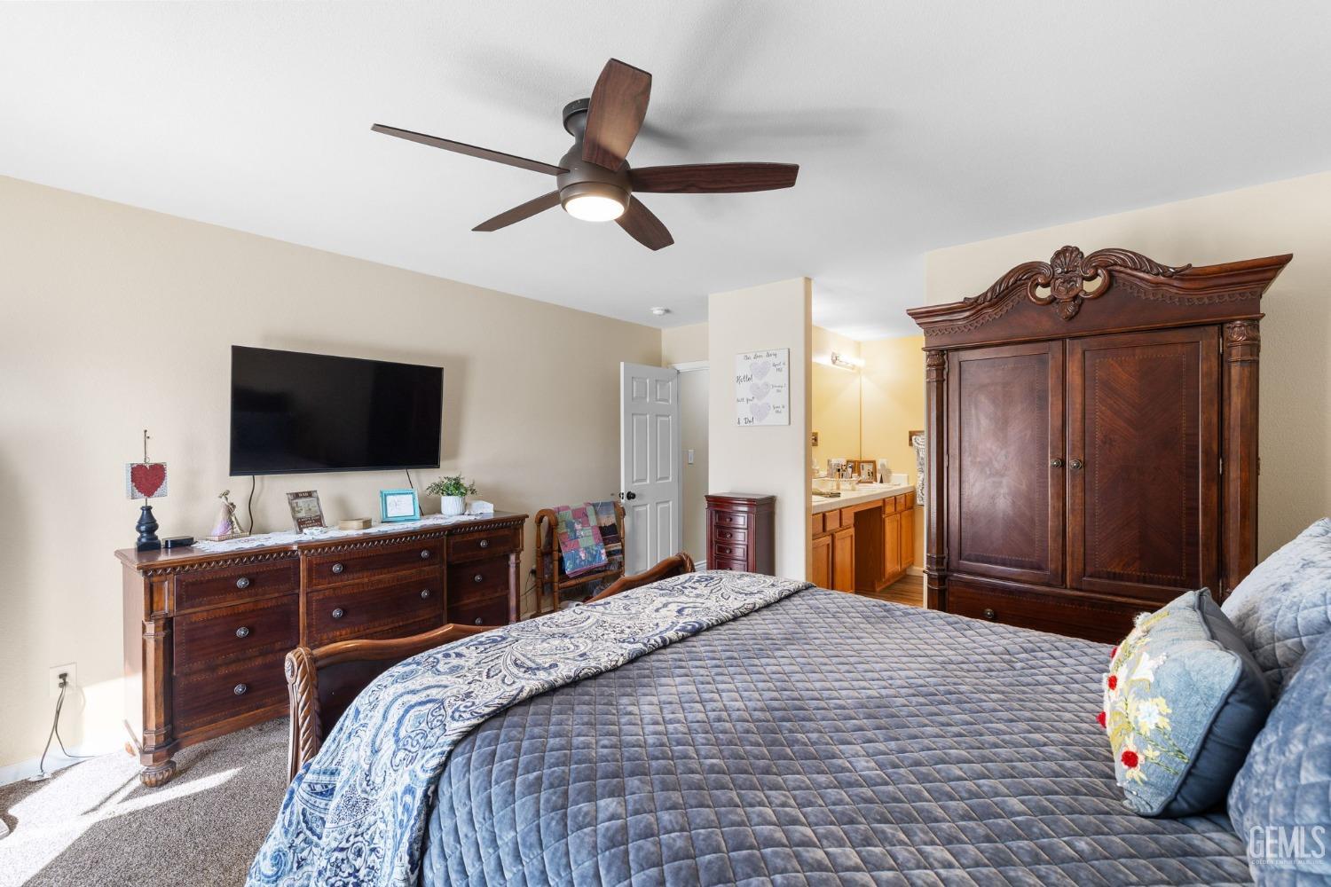 12515 Valentano Avenue — photo 30