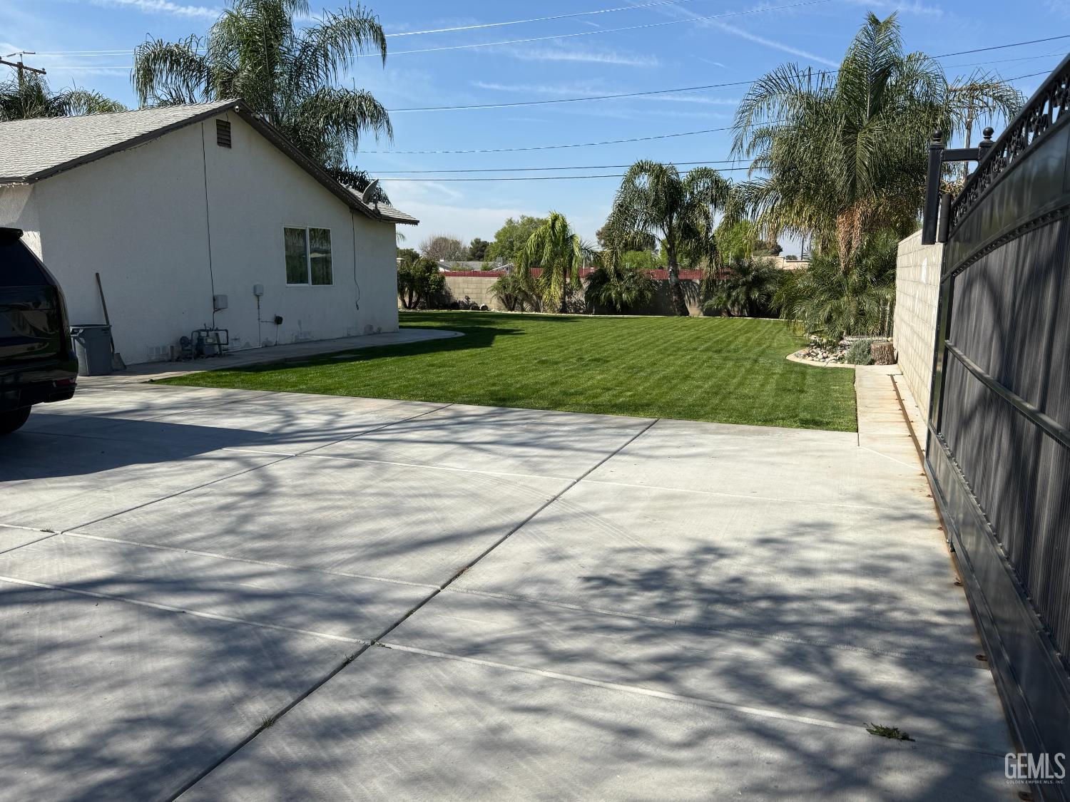 40 Sterling Road — photo 9