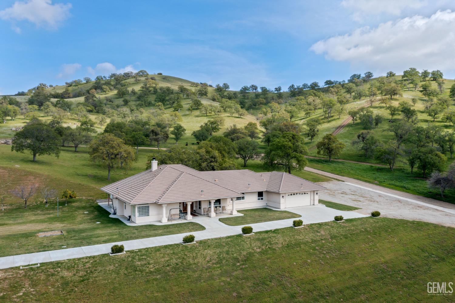 574 Williams Ranch Road — photo 3