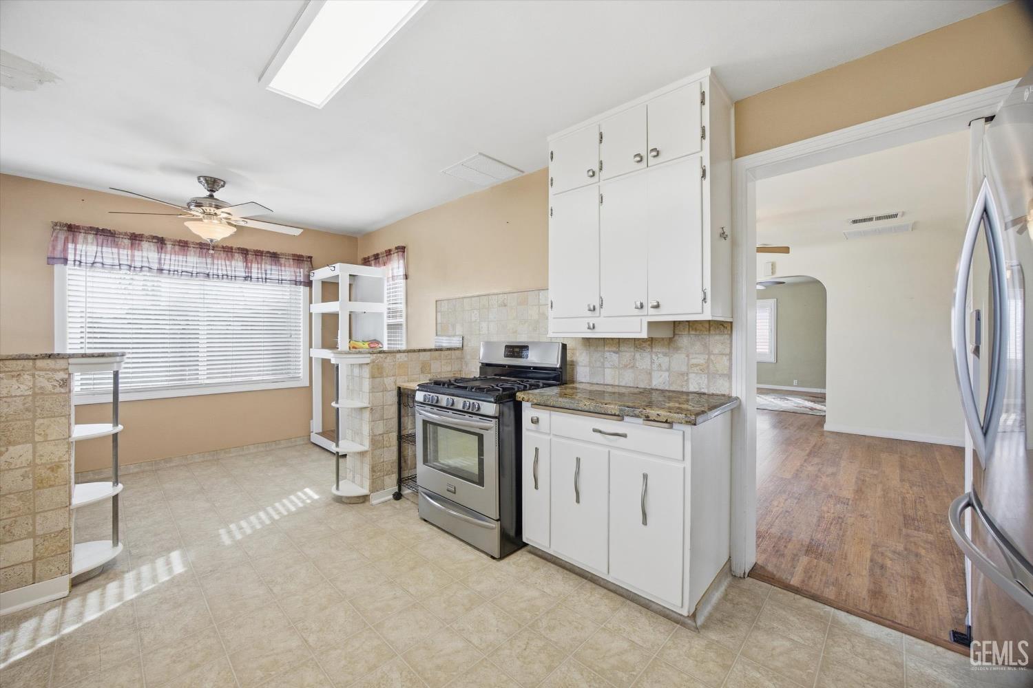 1102 Castro Lane — photo 19
