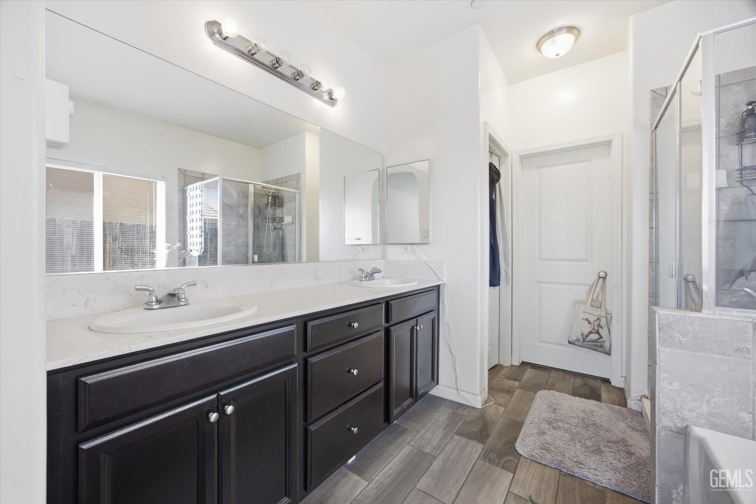 9313 Wolf River Avenue — photo 29